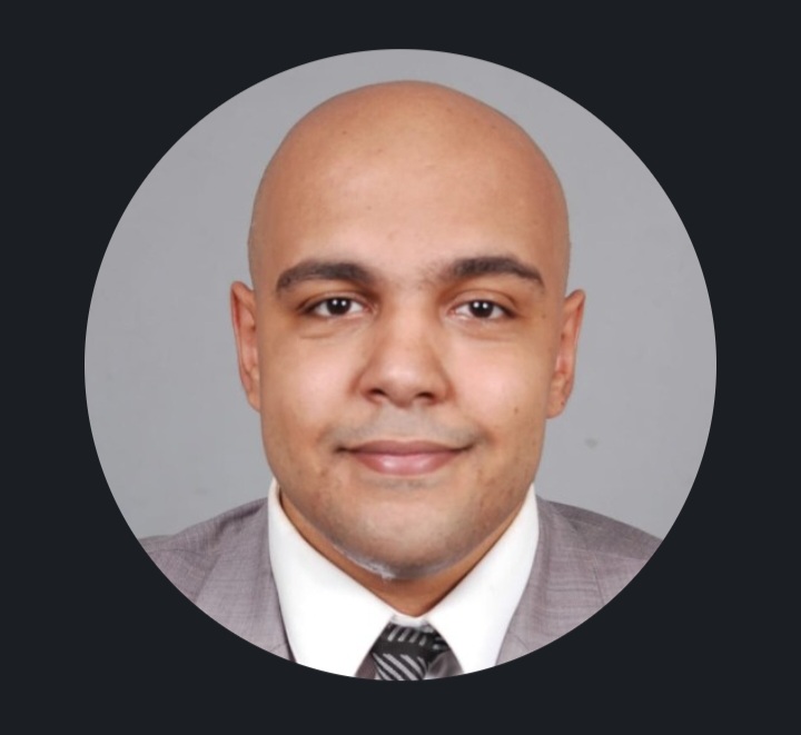 م/ مصطفي